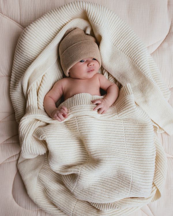 Hvid Beanie Sand | Newborn (0-6m) - Afbeelding 4