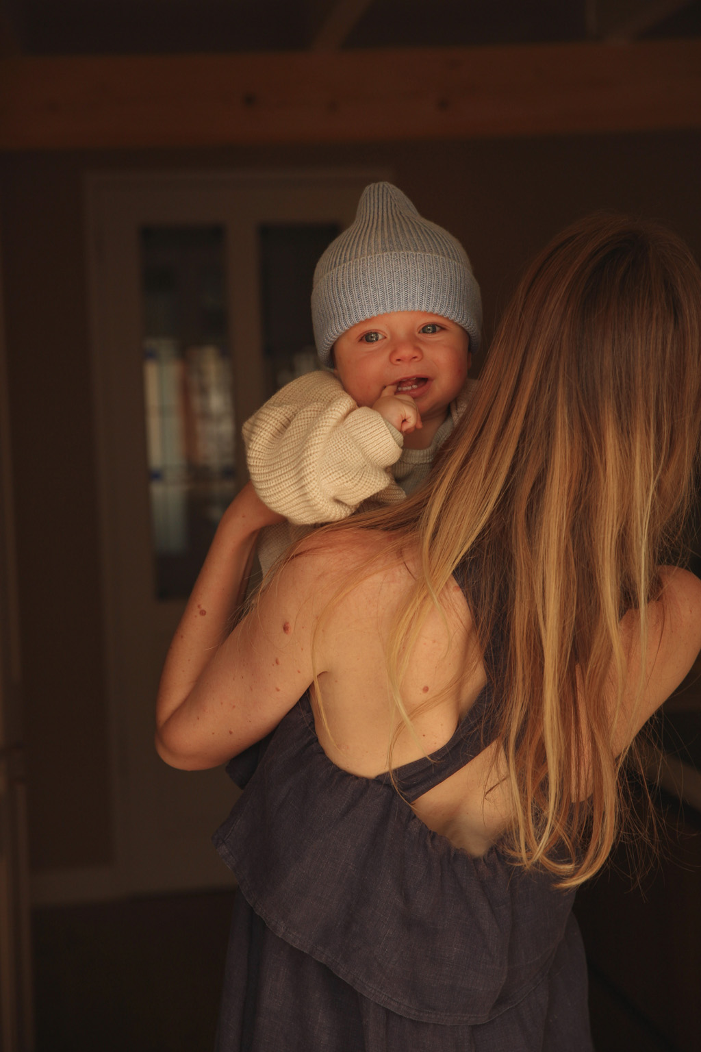 Hvid Beanie Fonzie Light Blue (4m-18m) - Afbeelding 2