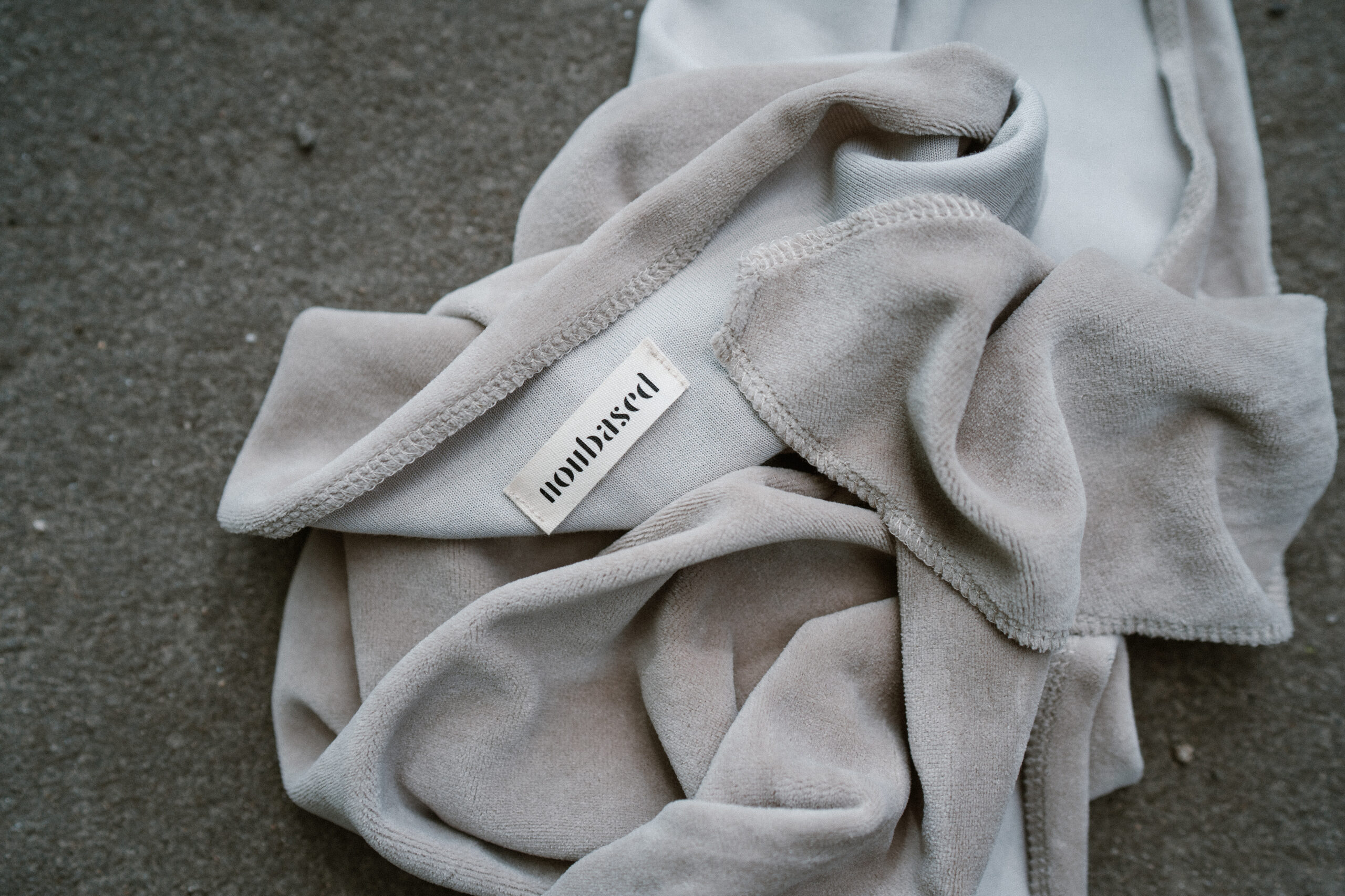 Belly Wrap | Verlours Sand - Afbeelding 2