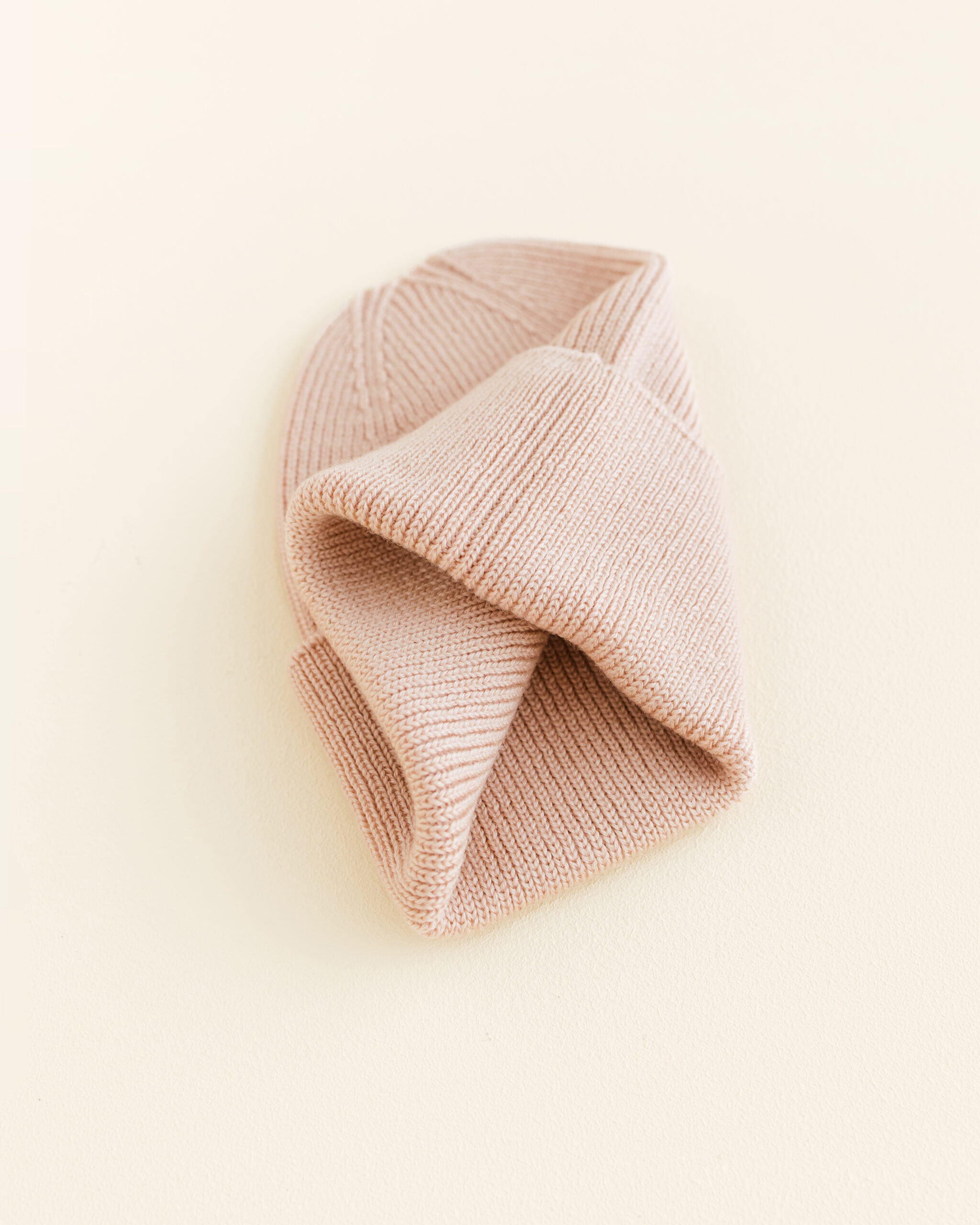 Hvid Beanie Apricot | Newborn (0-6m) - Afbeelding 2