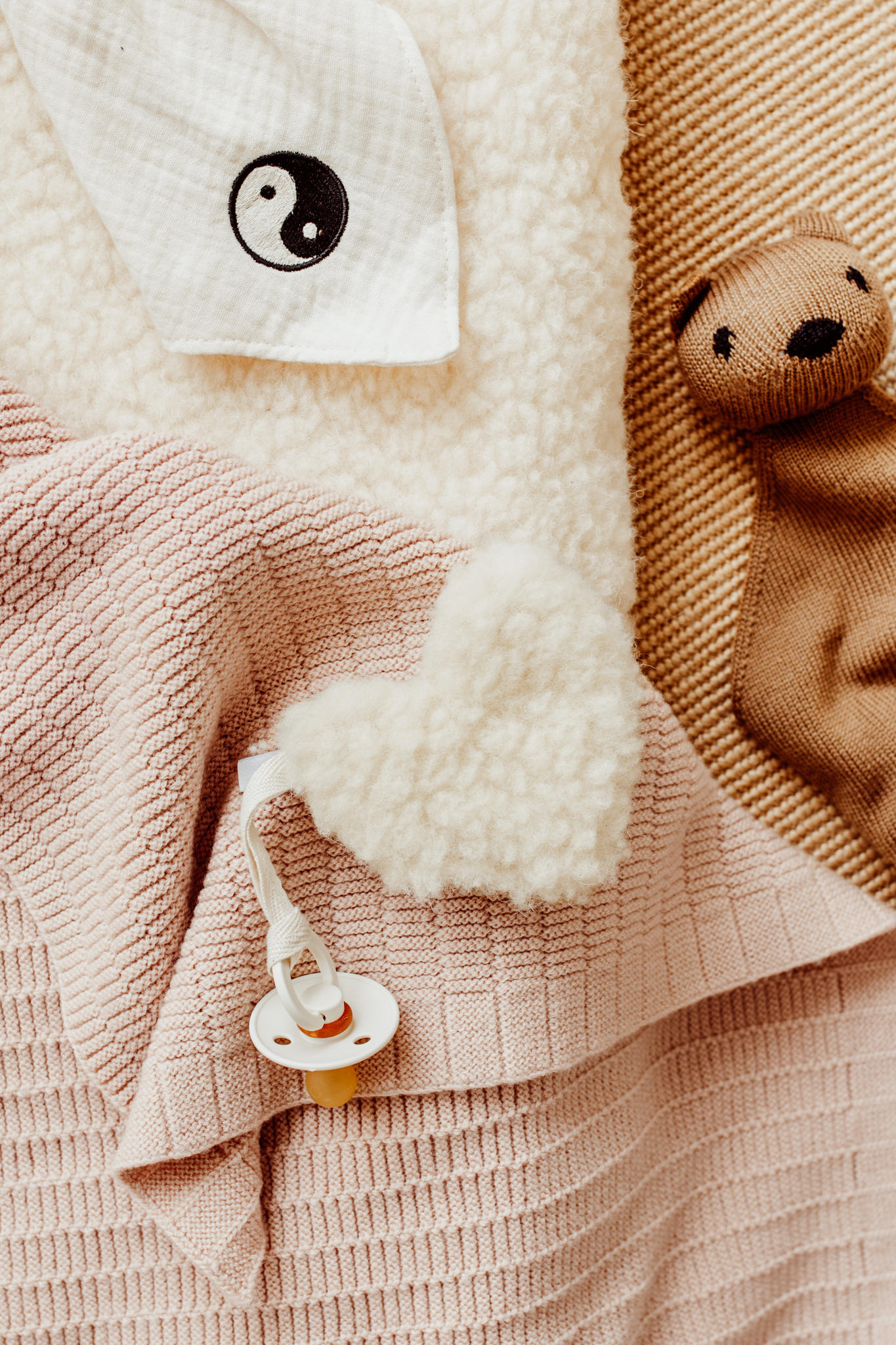 Wollen Speendoekje – Hartvorm - Afbeelding 4